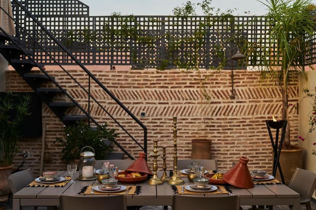 Riad Miloud En Exclusivite 10 P Au Coeur De La Medina Marrakesh Buitenkant foto