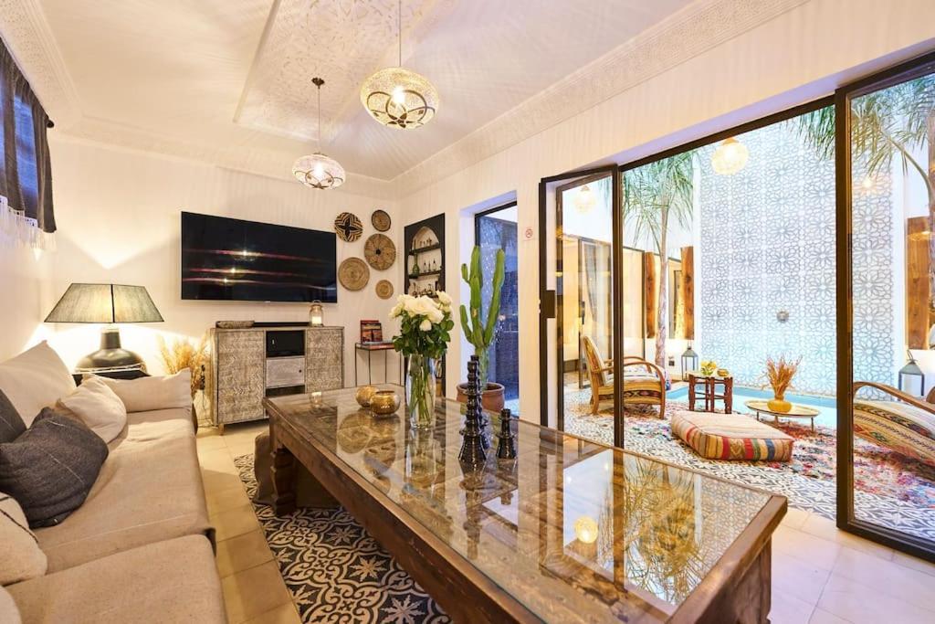 Riad Miloud En Exclusivite 10 P Au Coeur De La Medina Marrakesh Buitenkant foto
