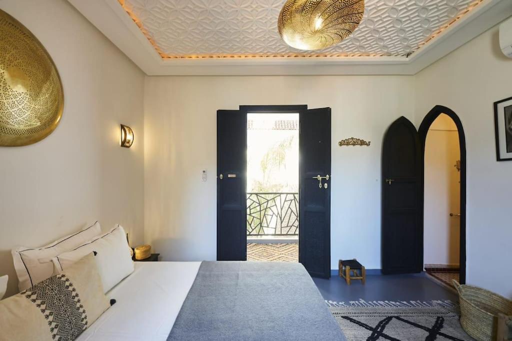 Riad Miloud En Exclusivite 10 P Au Coeur De La Medina Marrakesh Buitenkant foto