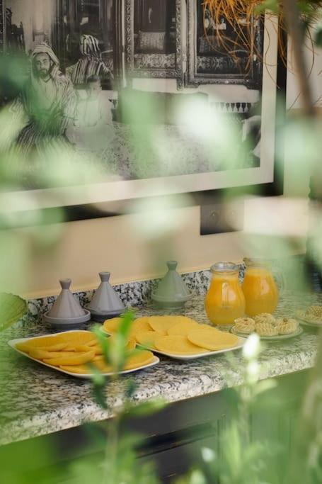 Riad Miloud En Exclusivite 10 P Au Coeur De La Medina Marrakesh Buitenkant foto